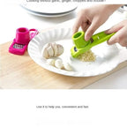 1PCS Mini Garlic Press Grinder Multi-Functional Manual Ginger Garlic Grinding Grater Cutter Garlic Peeler Kitchen Tools Gadgets