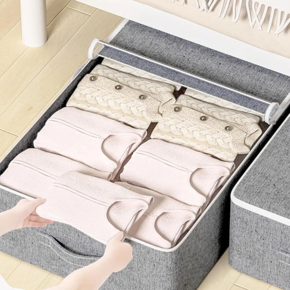 Storage Bin for Clothes Comforters Under Bed Storage Container Foldable Clothes Organizer with Sturdy Zippered For Blanket Cloth