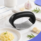 1PC Manual Garlic Press Rocker Stainless Steel Garlic Mincer Crusher Curved Handle Kitchen Tool Easy Clean Food Chopper Home Use
