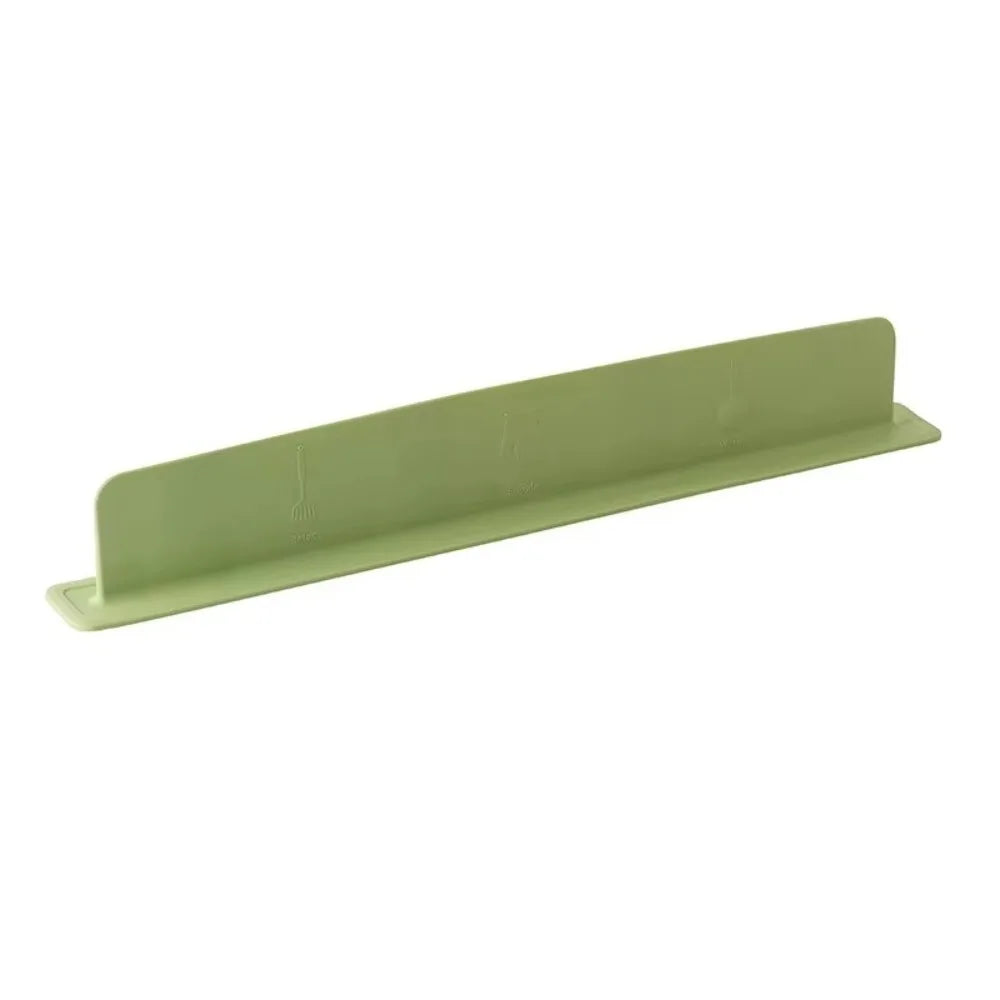 1/2pcs Silicone Sink Baffle Splash Guard with Suction Cup Pool Oil-Proof Water Baffle Plate Kitchen Supplies Water Baffle Bar