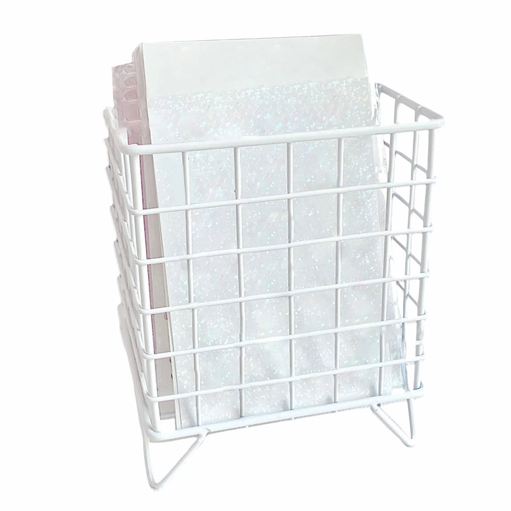 Multifunctional Iron Storage Basket Farmhouse Metal Kitchen Seasoning Snacks Basket Suitable for Friend Family Neighbors Gift